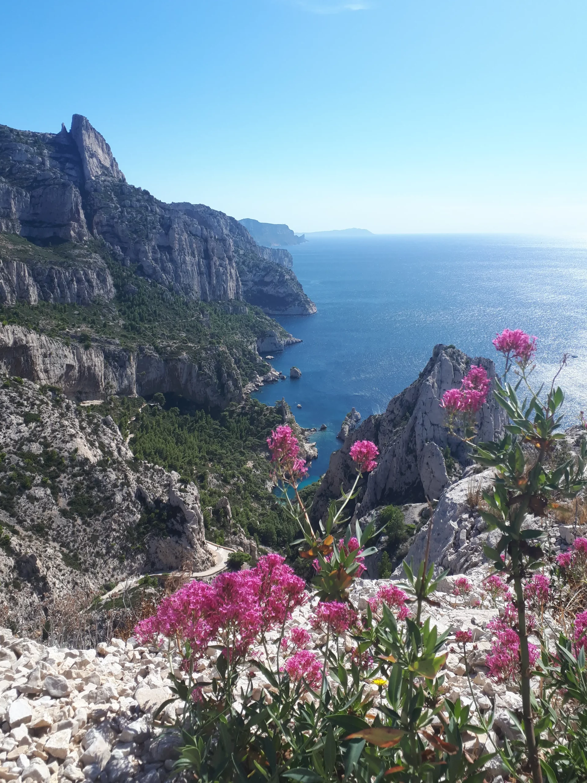 A day of nature hiking in Sugiton